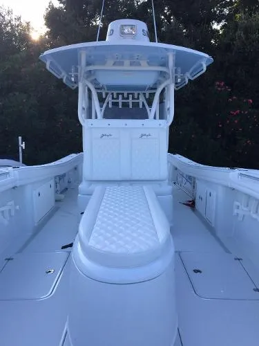 Slide: The Image of Yellowfin 36 Offshore 2015 - 4