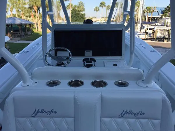 Slide: The Image of Yellowfin 36 Offshore 2015 - 8