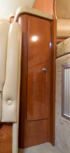Slide: The Image of Rinker 320 Express 2006 - 8