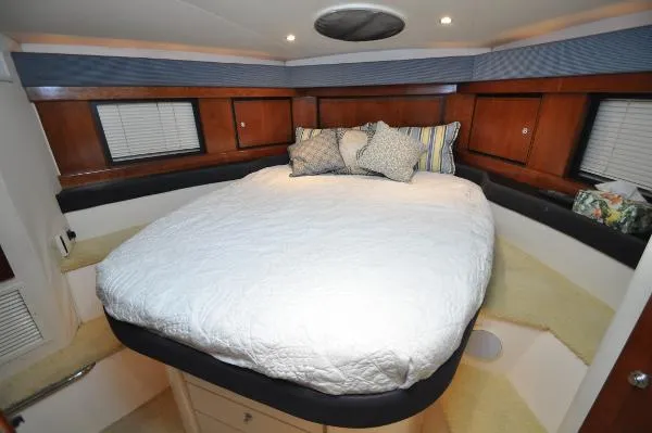 Slide: The Image of Trojan 440 Express Yacht 1999 - 4