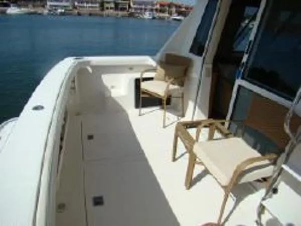 Slide: The Image of Bayliner 4788 Pilot House Motoryacht 1999 - 10