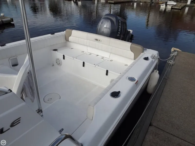 Slide: The Image of Sea Hunt Victory 225 LE 2012 - 9