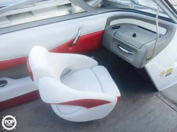 Slide: The Image of Crownline Boats 18 SS 2012 - 7