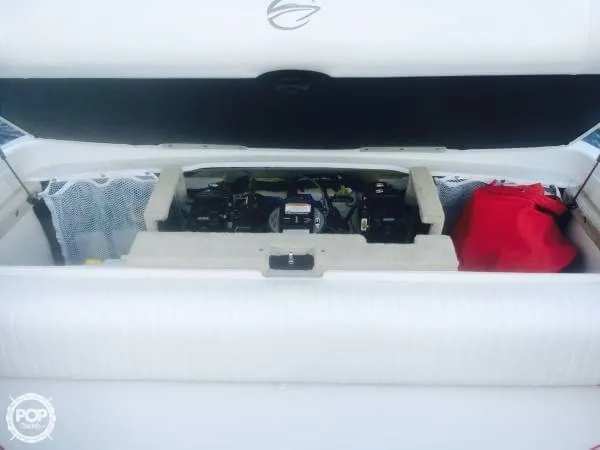 Slide: The Image of Crownline Boats 18 SS 2012 - 9