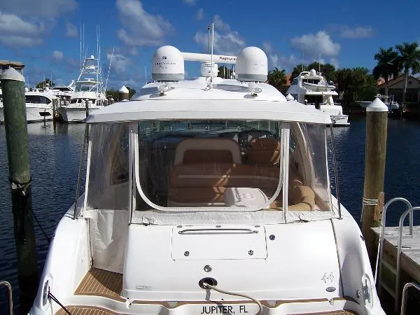 Slide: The Image of Sea Ray Sundancer 44 2007 - 3