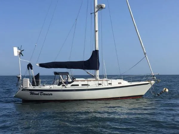 Slide: The Image of Ericson 380 by Pacific Seacraft 1996 - 0