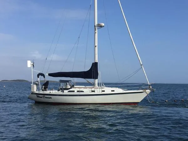 Slide: The Image of Ericson 380 by Pacific Seacraft 1996 - 2