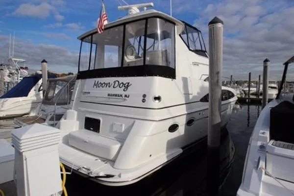 Slide: The Image of Carver Yachts 39 Motor Yacht 2004 - 2