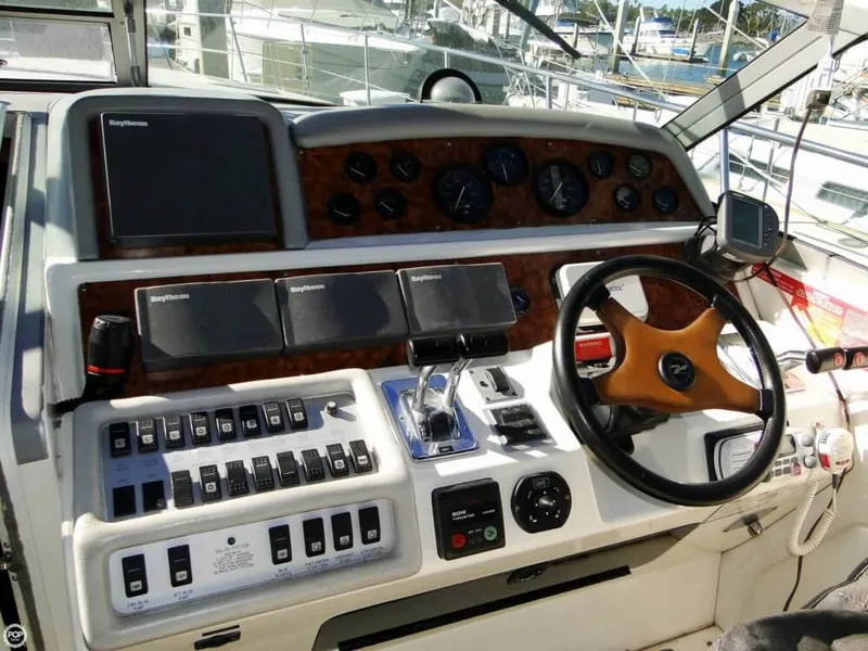 Slide: The Image of Sea Ray 400 EC 1994 - 7