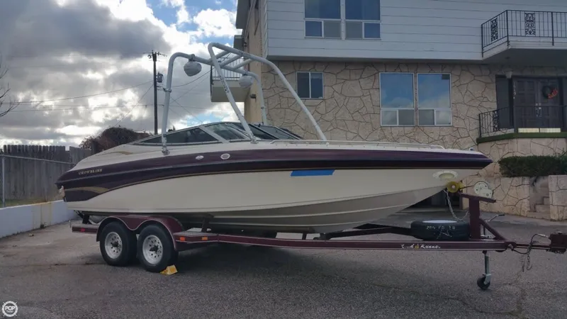Slide: The Image of Crownline Boats 225 BR 1999 - 4