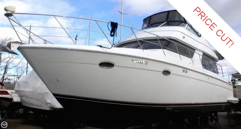 Slide: The Image of Carver Yachts 450 Voyager 2000 - 4