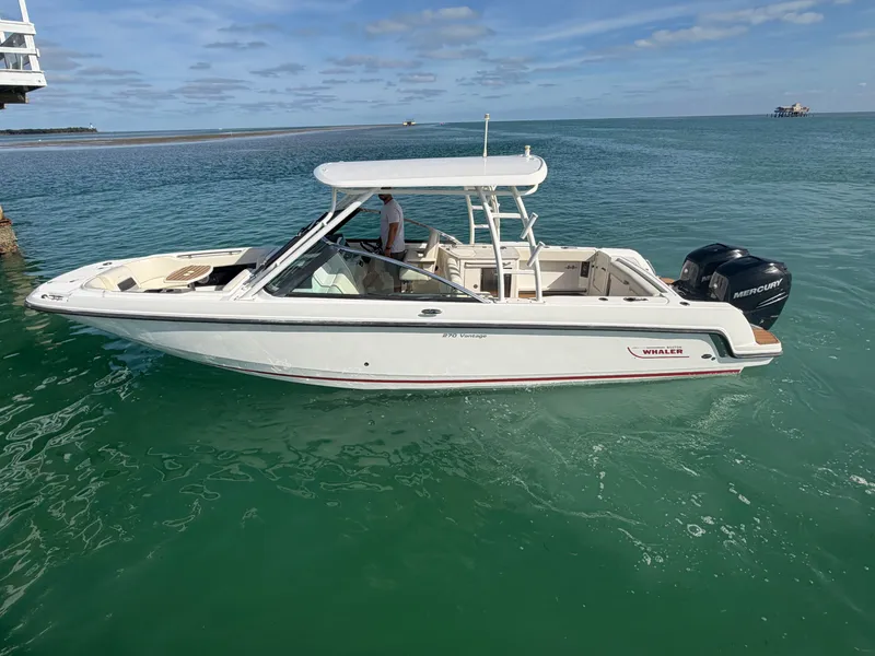 The Image of 2016 Boston Whaler 270 Vantage on calm waters. - 0
