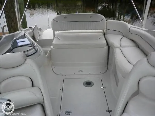 Slide: The Image of Crownline Boats 240 EX 2005 - 11