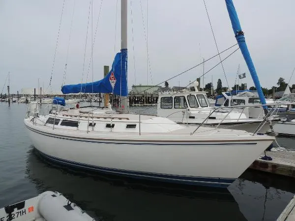 Slide: The Image of Catalina 34 1986 - 0