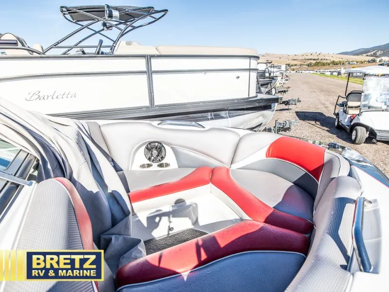 Slide: The Image of B52 21 2015 - 8