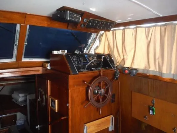 Slide: The Image of Marinette Enclosed Cabin Cruiser 1979 - 4