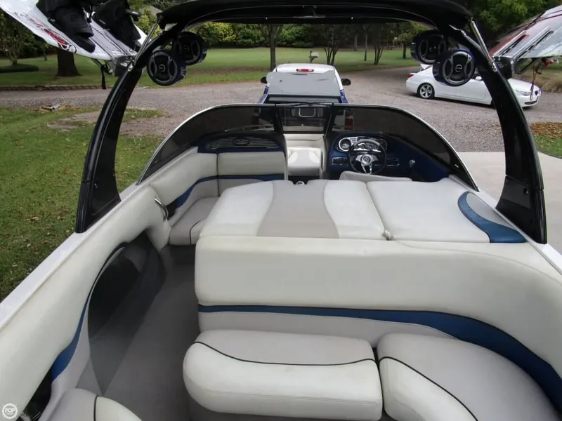 Slide: The Image of Malibu WAKESETTER 21 XTI 2007 - 9