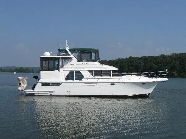 Slide: The Image of Carver Yachts 445 Aft Cabin 1999 - 0