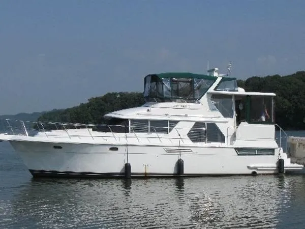 Slide: The Image of Carver Yachts 445 Aft Cabin 1999 - 2
