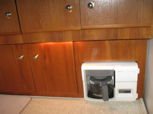 Slide: The Image of Carver Yachts 445 Aft Cabin 1999 - 9