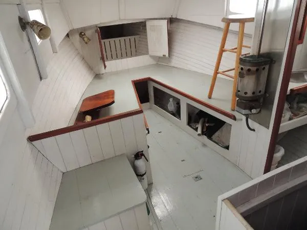 Slide: The Image of Frank Day Jr. Custom Downeast 32' 1991 - 1