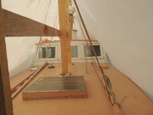 Slide: The Image of Frank Day Jr. Custom Downeast 32' 1991 - 10