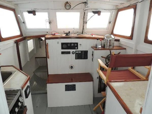 Slide: The Image of Frank Day Jr. Custom Downeast 32' 1991 - 5