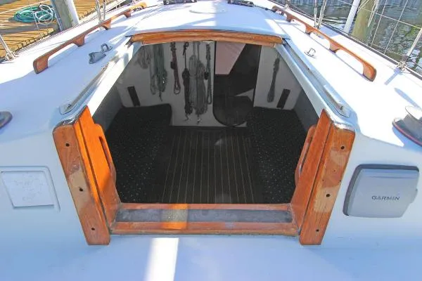 Slide: The Image of J Boats J29 1983 - 11