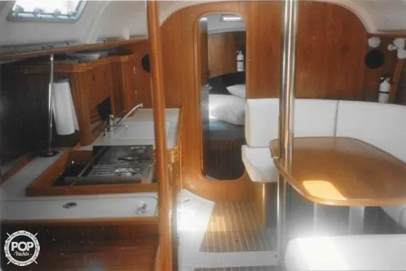 Slide: The Image of Beneteau 351 1994 - 5