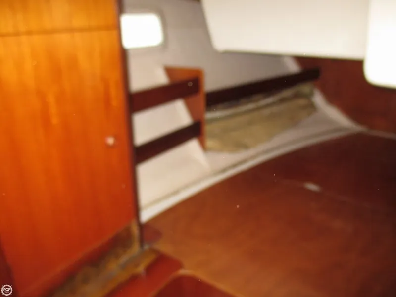 Slide: The Image of Beneteau 351 1994 - 8