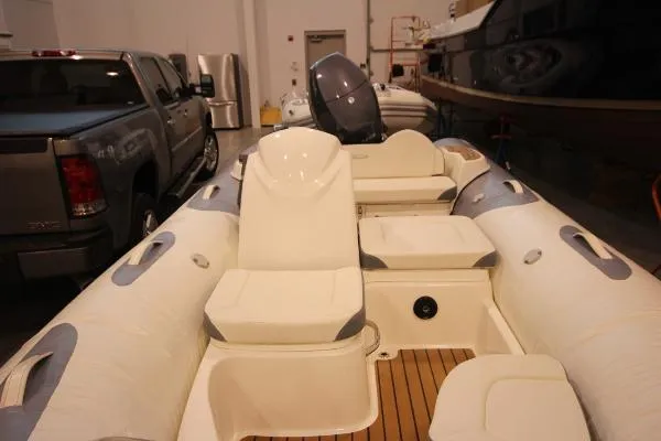 Slide: The Image of Zodiac Yachtline 470DL NEO 90hp In Stock 2018 - 8