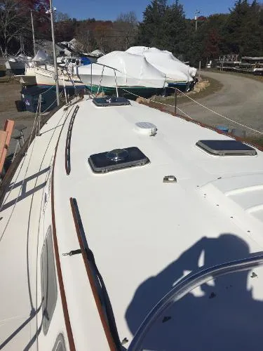 Slide: The Image of Gulfstar Sloop 1977 - 5