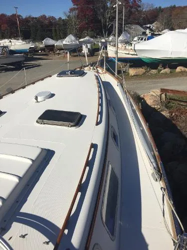 Slide: The Image of Gulfstar Sloop 1977 - 6