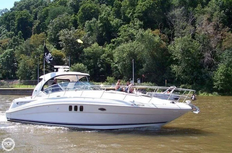 Slide: The Image of Sea Ray 40 Sundancer 2006 - 5