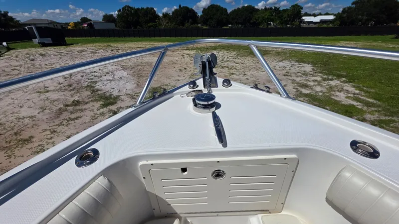 Slide: The Image of Mako 284 Center Console boat, bow view, 2020 model. - 27