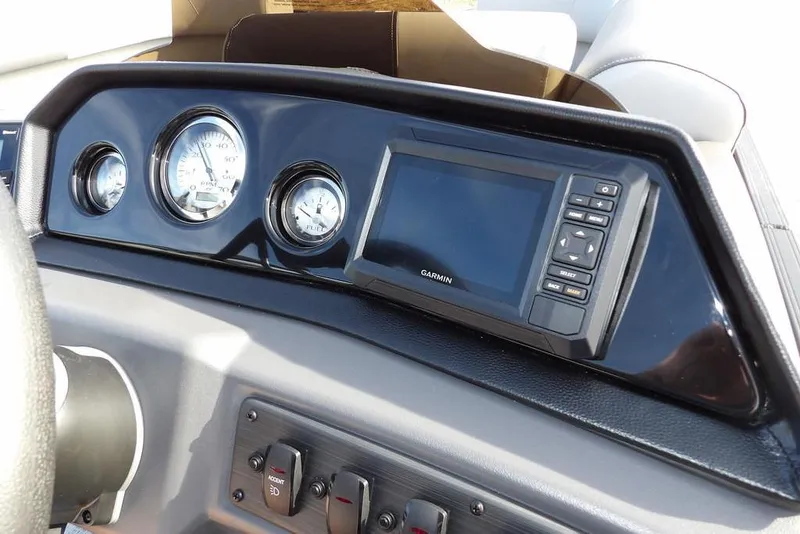 Slide: The Image of Dashboard of 2026 Bennington S 22 SSR with Garmin display and gauges. - 18