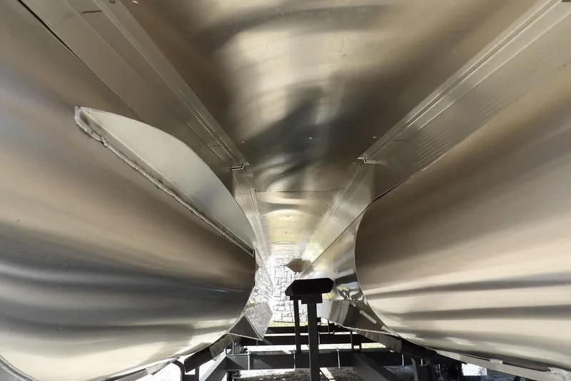 Slide: The Image of Underneath view of 2026 Bennington S 22 SSR pontoon boat on trailer. - 37