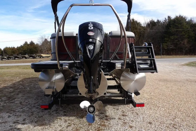 Slide: The Image of 2026 Bennington S 22 SSR pontoon boat on trailer, side view. - 3