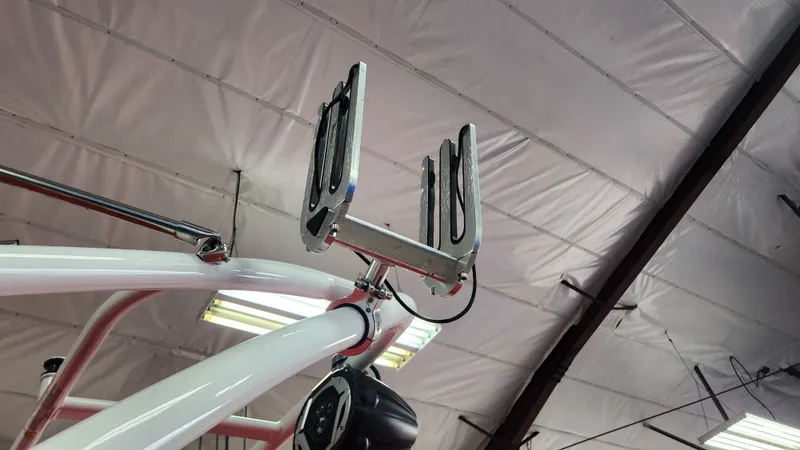 Slide: The Image of Four Winns HD200 2018 - 14