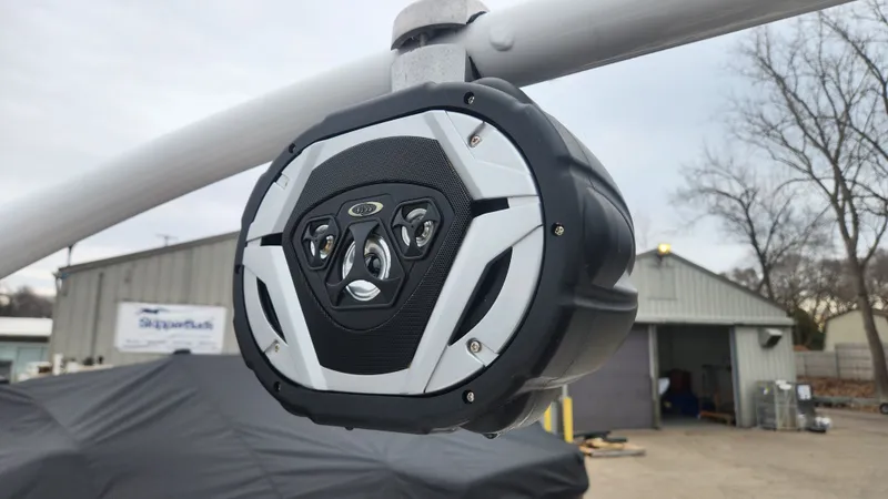 Slide: The Image of Four Winns HD200 2018 - 21