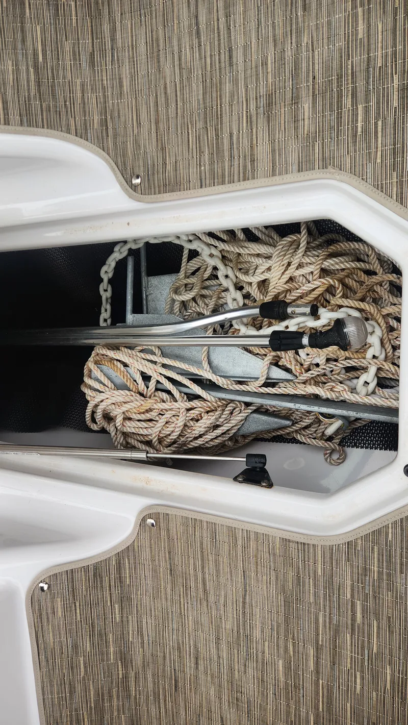 Slide: The Image of Four Winns HD200 2018 - 49