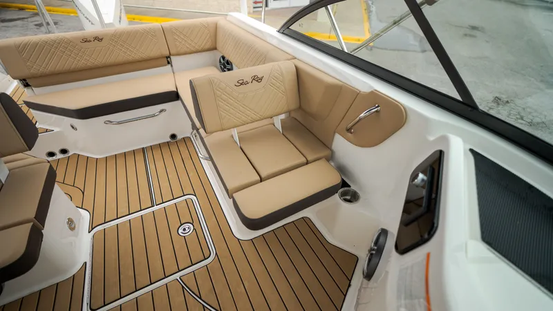 Slide: The Image of Sea Ray SDX 230 Outboard 2026 - 23