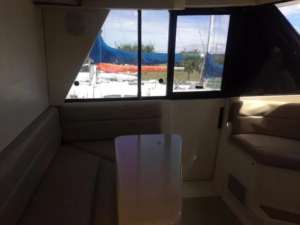 Slide: The Image of Bayliner 4788 Pilot House Motoryacht 1995 - 6