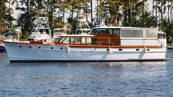 Slide: The Image of Trumpy Flush Deck Cruiser 1958 - 0
