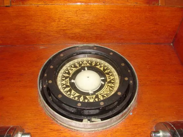 Slide: The Image of Trumpy Flush Deck Cruiser 1958 - 8