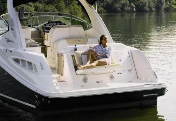 Slide: The Image of Sea Ray 350/330 Sundancer 2008 - 1