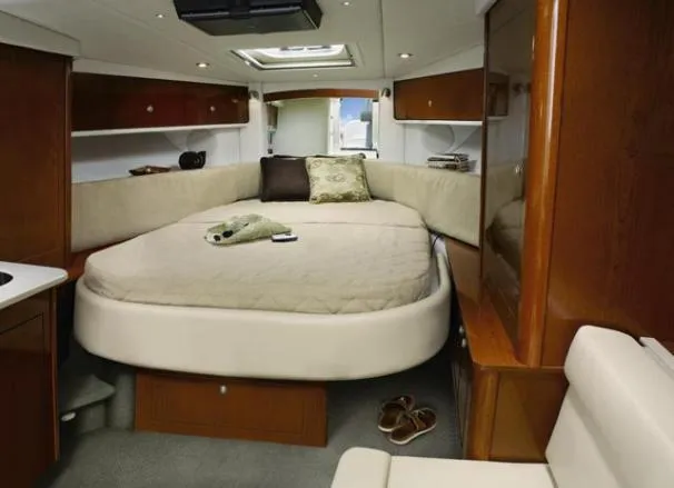 Slide: The Image of Sea Ray 350/330 Sundancer 2008 - 7