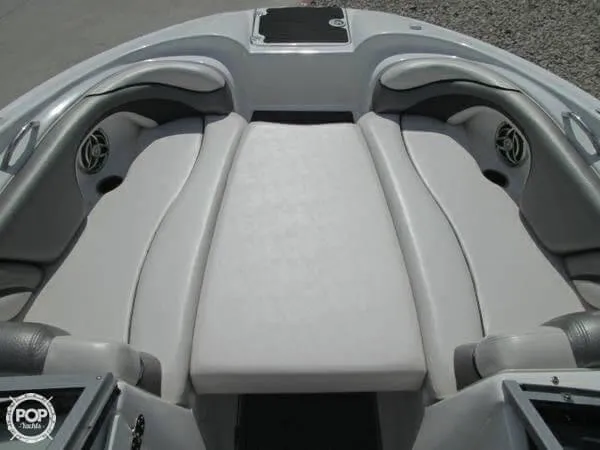 Slide: The Image of Yamaha 212x 2009 - 4