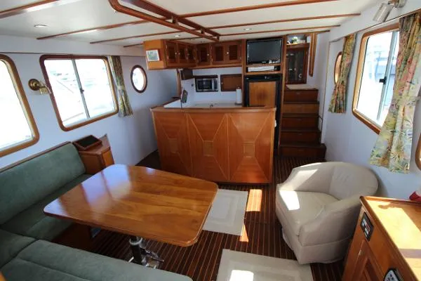 Slide: The Image of Selene Solo Ocean Trawler 2000 - 4