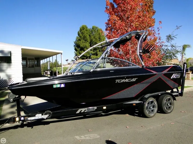 Slide: The Image of MB Sports F21 Tomcat 2012 - 1